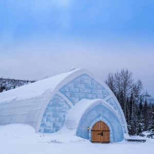 Cold & Snow: Improvised Shelter and Heat Budgeting